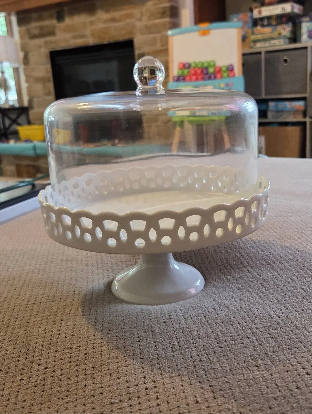 Crate & Barrel White Footed Pedestal Cake / Treat Stand With Glass Cover